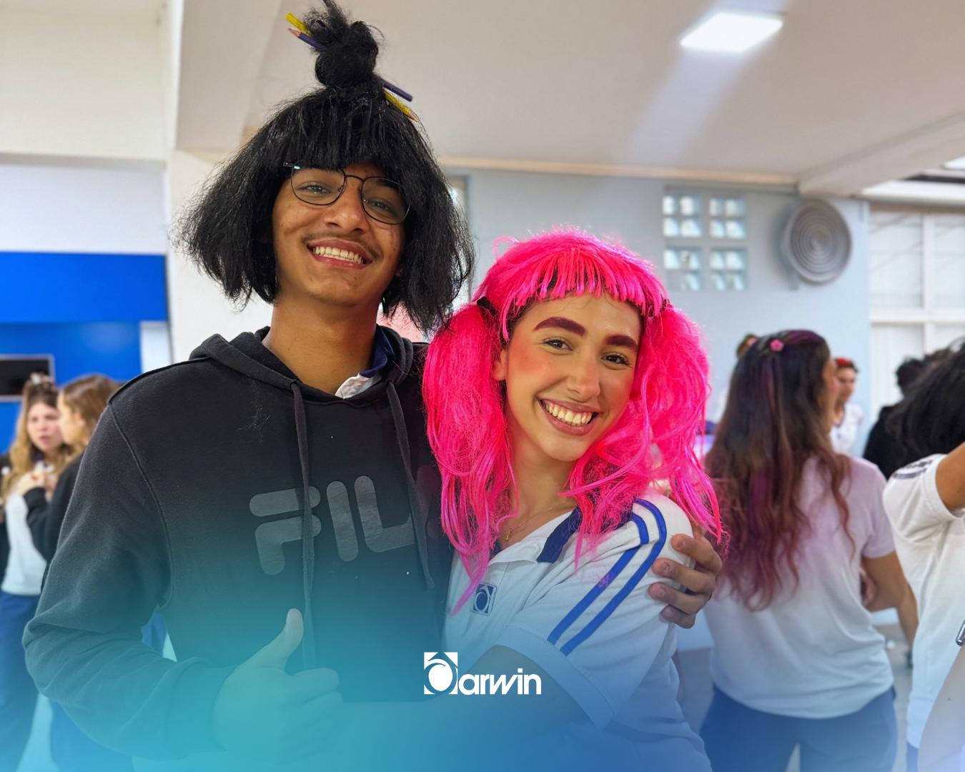 Criatividade e descontração no Dia do Cabelo Maluco